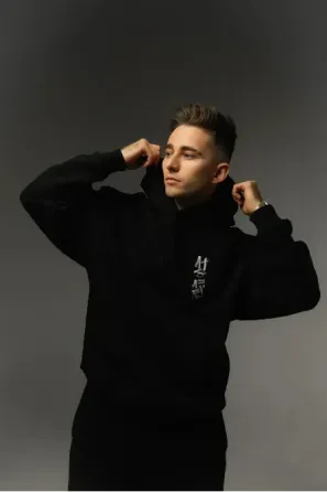 VEIL OF MYSTERY HOODIE BLACK Березань
