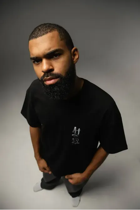 Футболка "ECHO OF TIME"BLACK Березань - фото 2