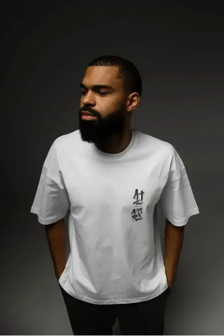 Футболка "VEIL OF MYSTERY" WHITE Березань - фото 2