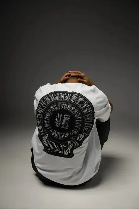 Футболка "VEIL OF MYSTERY" WHITE Березань - фото 4