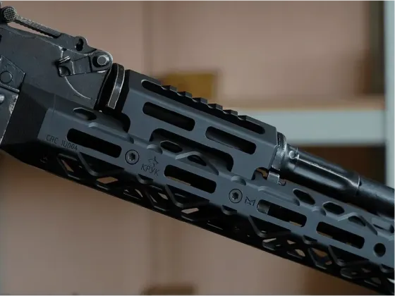 Довга цівка M-LOK з короткою накладкою Березань