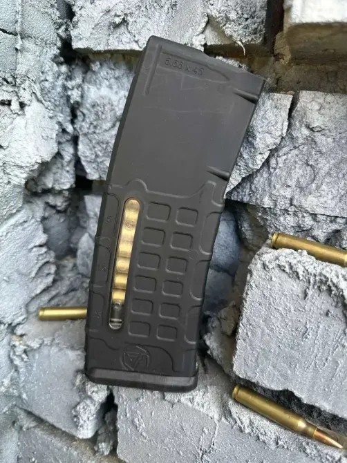 Магазин для АК 5.56х45 на 30 набоїв AR15 Чорний Березань - фото 2
