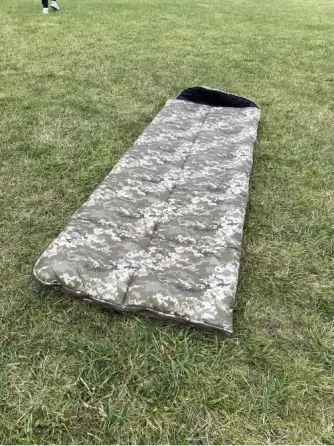 Спальний мішок зимовий (ковдра з капюшоном) Піксель 210 х 73 см Березань