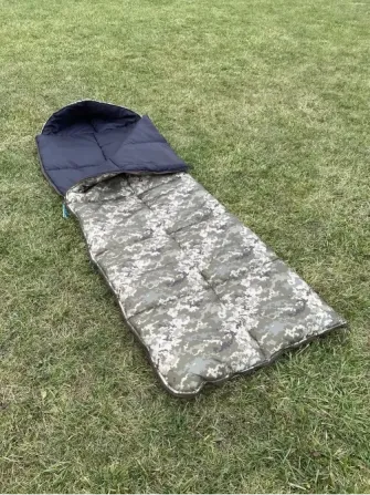 Спальний мішок зимовий (ковдра з капюшоном) Піксель 210 х 73 см Березань - фото 1