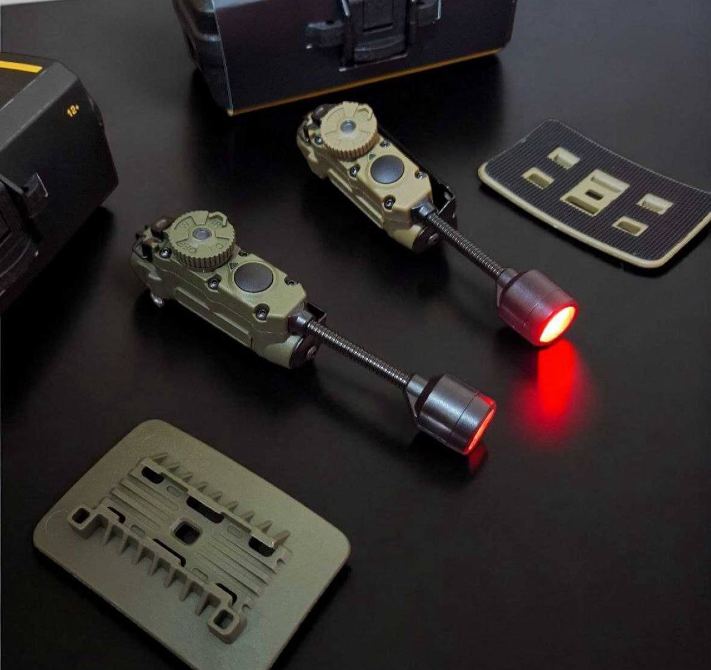 Тактичний багатофункціональний ліхтар на шолом Sidewinder Stalk Київ - фото 1