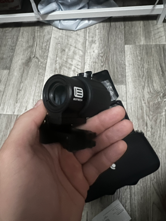 Оптичний приціл на зброю Полтава