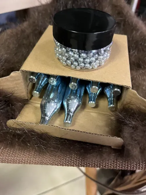 Кулі та балони для пневматики Львов - изображение 2