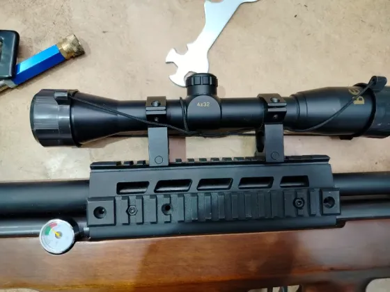 Продам комплект пневматическую винтовку Beeman 1357 + насос состояние нового Харків