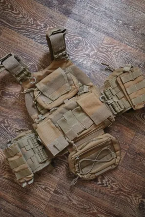 Плитоноска з підсумками (без плит) Tan Харків