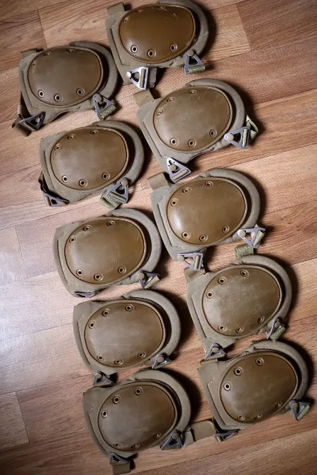 Наколінники Knie-Protektoren, hart, KBS-SK армії Німеччини Харків - фото 1