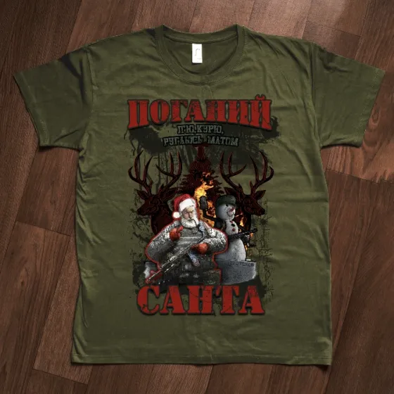 Футболка з принтом "Поганий Санта" бренду ПOTEKLO хакі Харків
