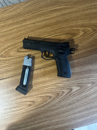 Продаю пневматичний пістолет sp-01 shadow Долина