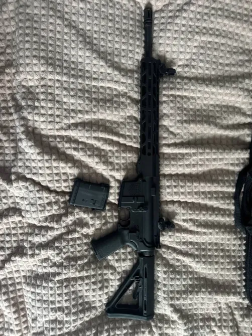 Diamondback DB15 BLACK, кал. .223 Rem, ствол 16”, M-LOK — комплект Київ - фото 1