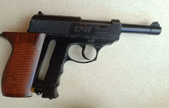 Продам пневматичний пістолет Crosman C41 (калібр 4.5 мм) / Walther P38 Харьков