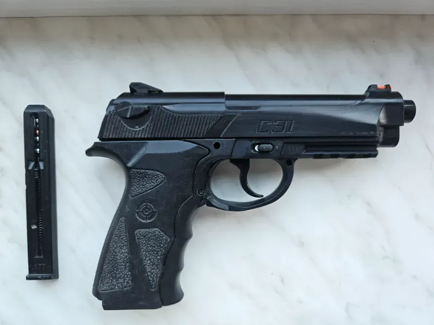 Пневматичний пістолет газобалонний Crosman C31 Київ - фото 1