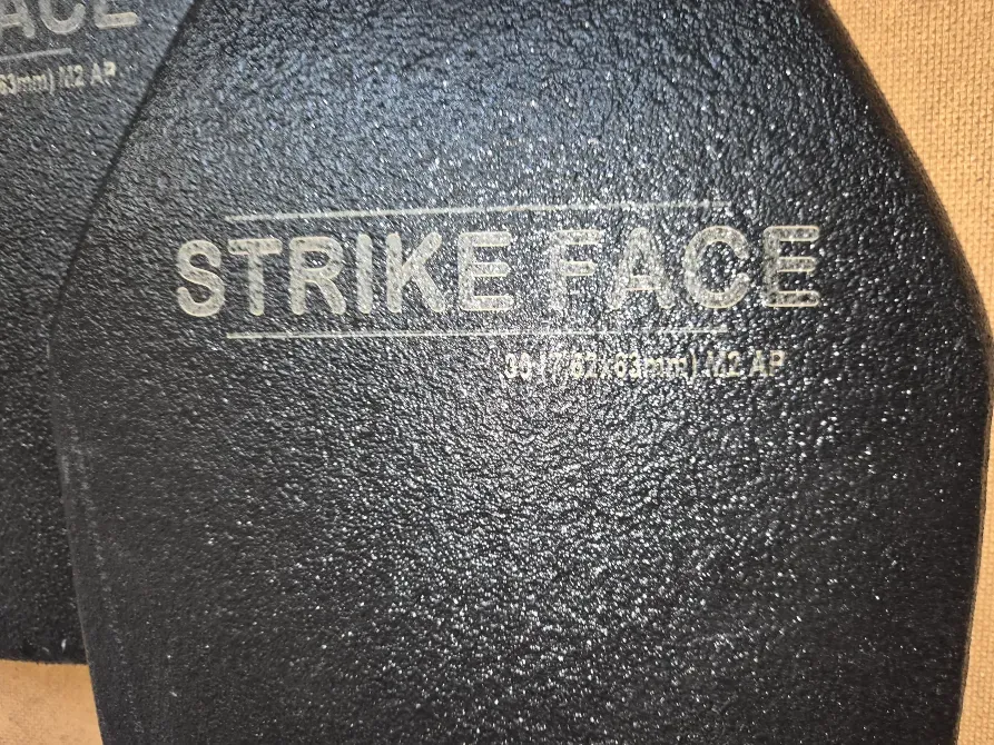 Керамічні бронеплити strike face multicurve fec23c67 забезпечують 6 клас захисту за дсту Київ - фото 1