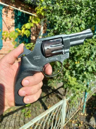 Продам револьвер під патрон Флобера Сафарі РФ 430 Карлівка