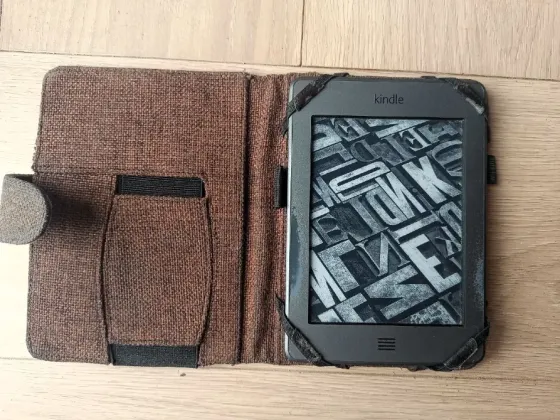 Електронна книга Amazon Kindle 4 (D01100) + Чохол у подарунок / Електронна книга Кіндл 4 Харків