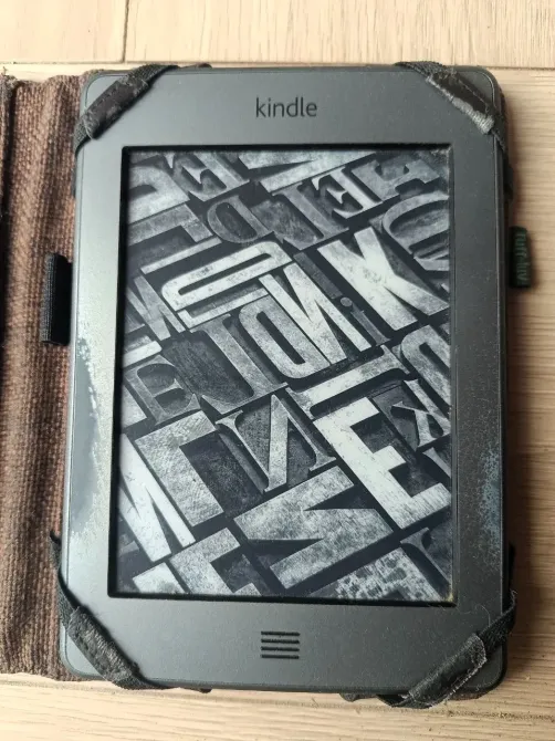 Електронна книга Amazon Kindle 4 (D01100) + Чохол у подарунок / Електронна книга Кіндл 4 Харків - фото 1